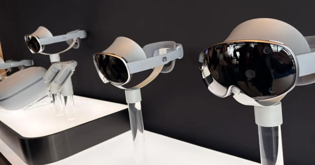 Samsung Galaxy XR Headset: Samsung’s Game-Changing Leap Into Mixed Reality 1 Samsung Galaxy XR Headset